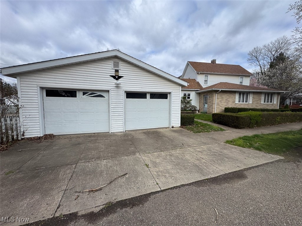1002 Miller Avenue, New Philadelphia, Ohio image 5