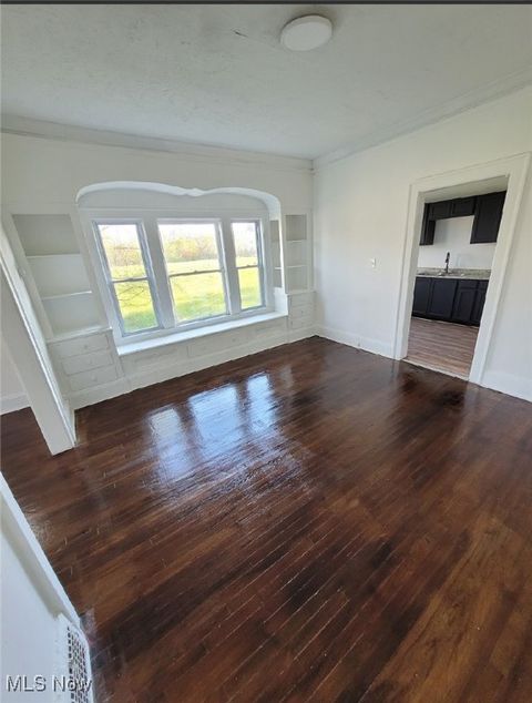 Tiny photo for 718 E 124th Street, Cleveland, OH 44108 (MLS # 5179398)