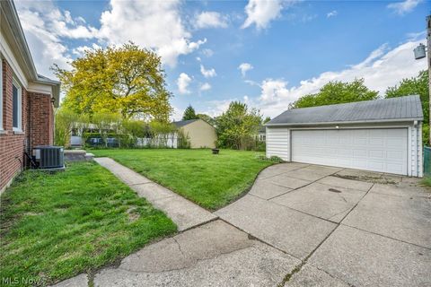 Tiny photo for 4266 Grannis Road, Fairview Park, OH 44126 (MLS # 5210015)