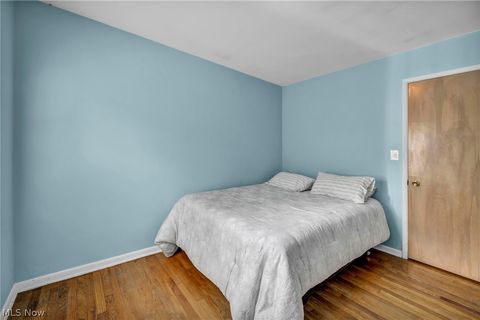 Tiny photo for 4266 Grannis Road, Fairview Park, OH 44126 (MLS # 5210015)