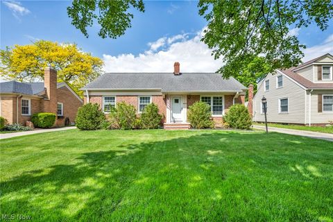 Photo of 4266 Grannis Road, Fairview Park, OH 44126 (MLS # 5210015)