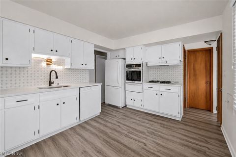 Tiny photo for 4266 Grannis Road, Fairview Park, OH 44126 (MLS # 5210015)