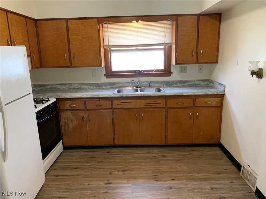 Cleveland, Ohio 44119, United States, 4 Bedrooms Bedrooms, ,2 BathroomsBathrooms,Residential,Active,166721