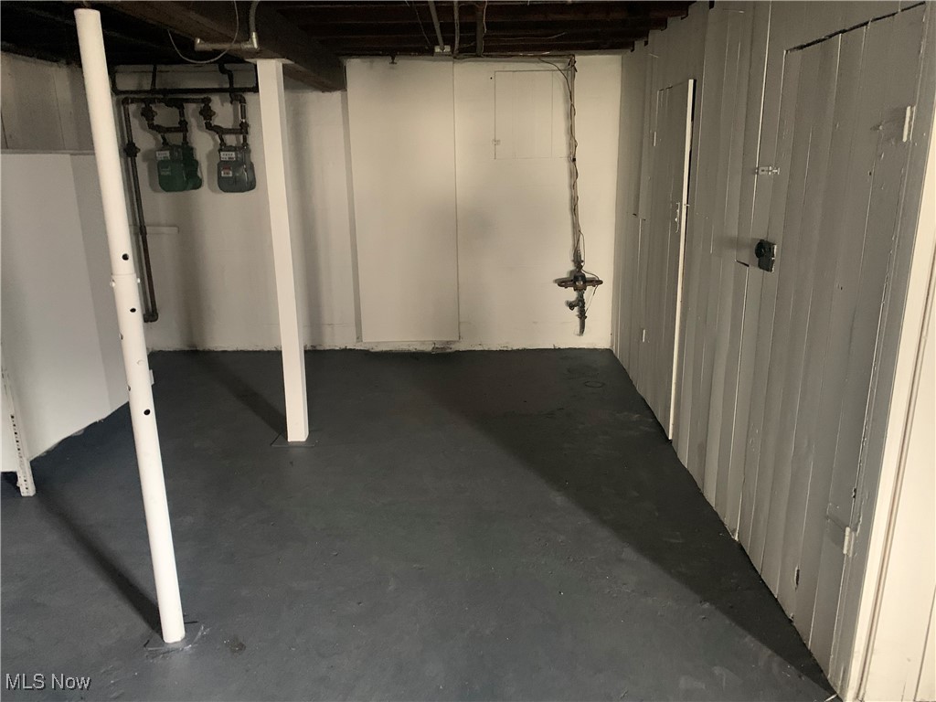 Cleveland, Ohio 44119, United States, 4 Bedrooms Bedrooms, ,2 BathroomsBathrooms,Residential,Active,166721