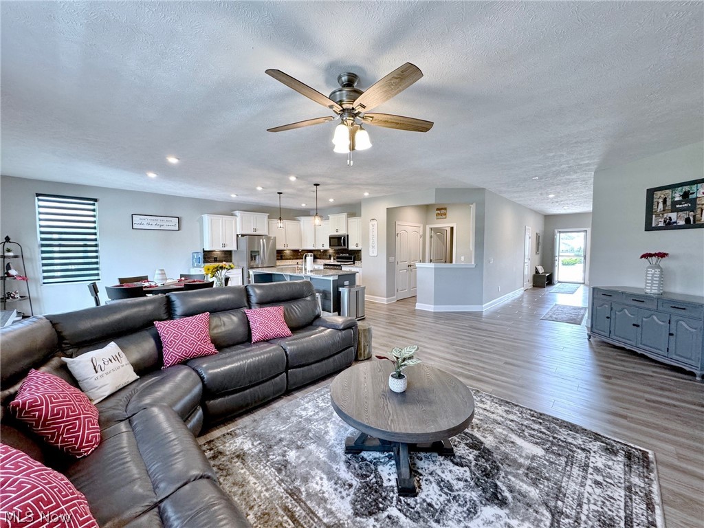 Everett Pointe Allotment - Residential