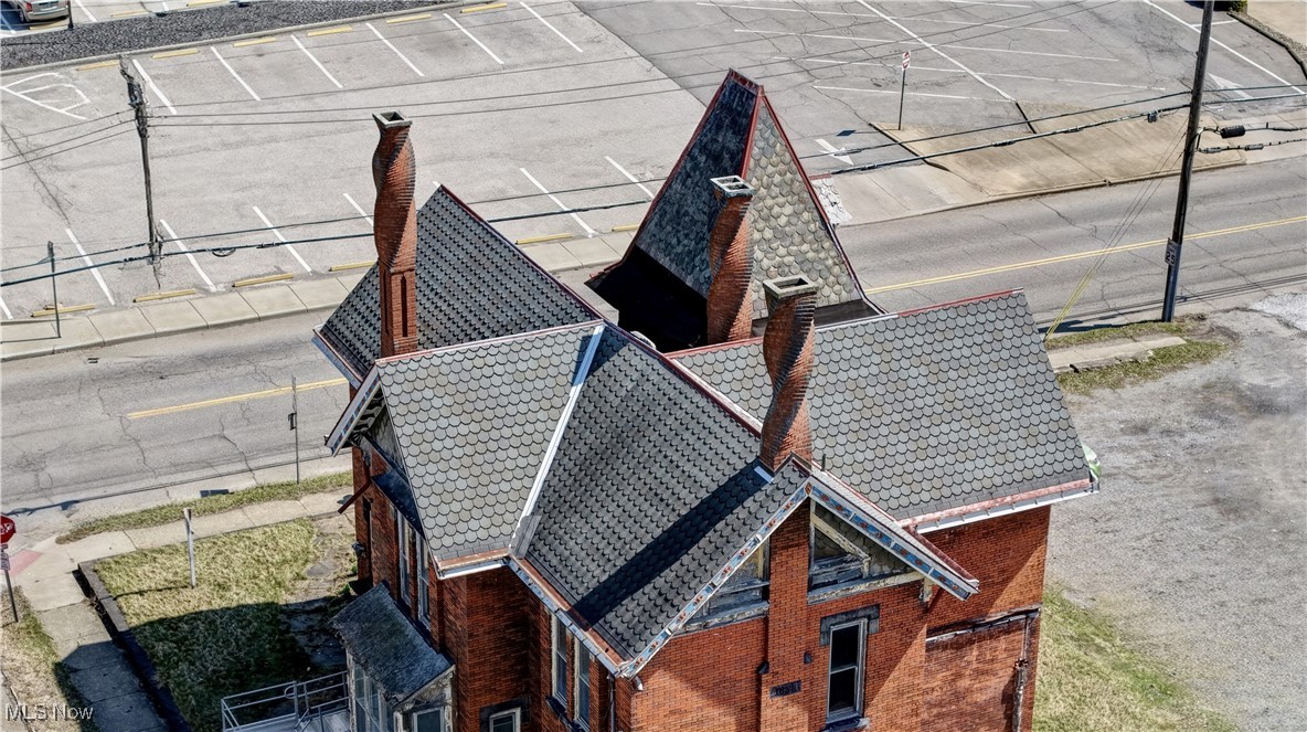 207 S Ellsworth Avenue, Salem, Ohio image 2