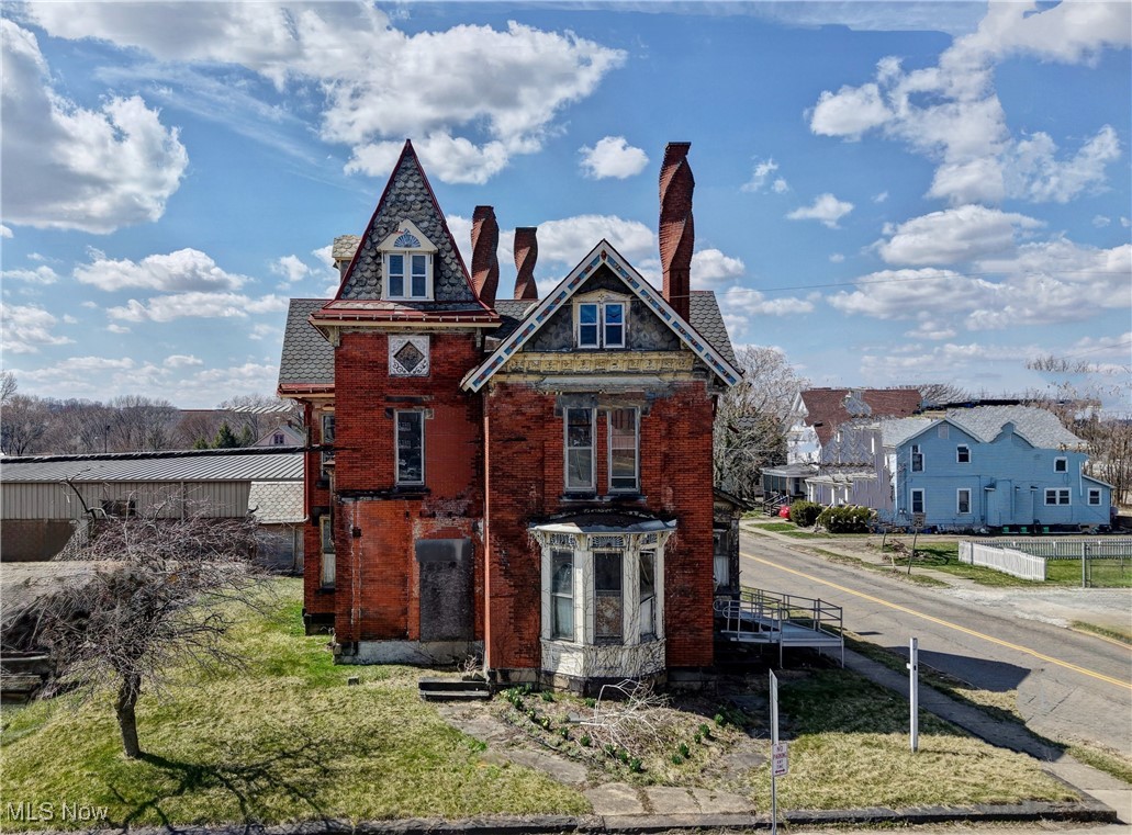 207 S Ellsworth Avenue, Salem, Ohio image 1