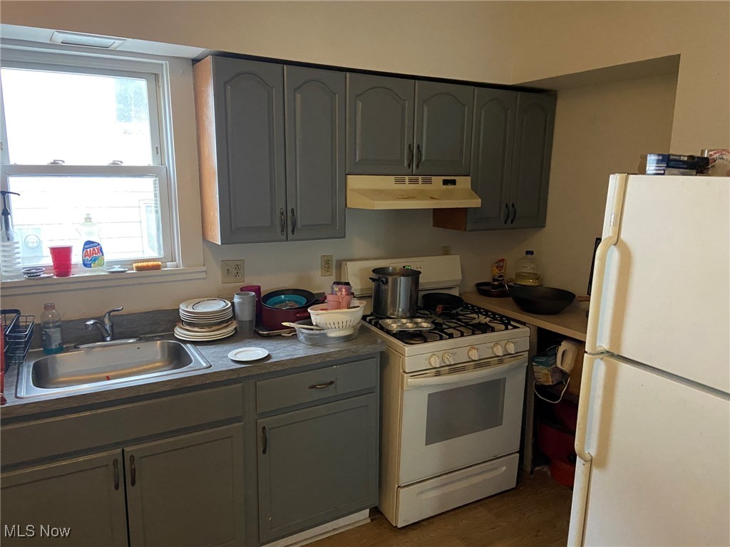 2035 W 83rd Street, Cleveland, Ohio image 7