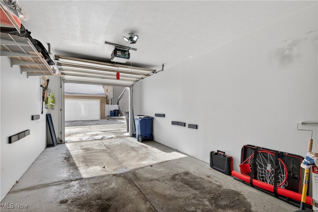 Battery Park Twnhms Condo - Residential