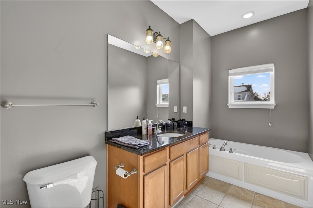 Battery Park Twnhms Condo - Residential