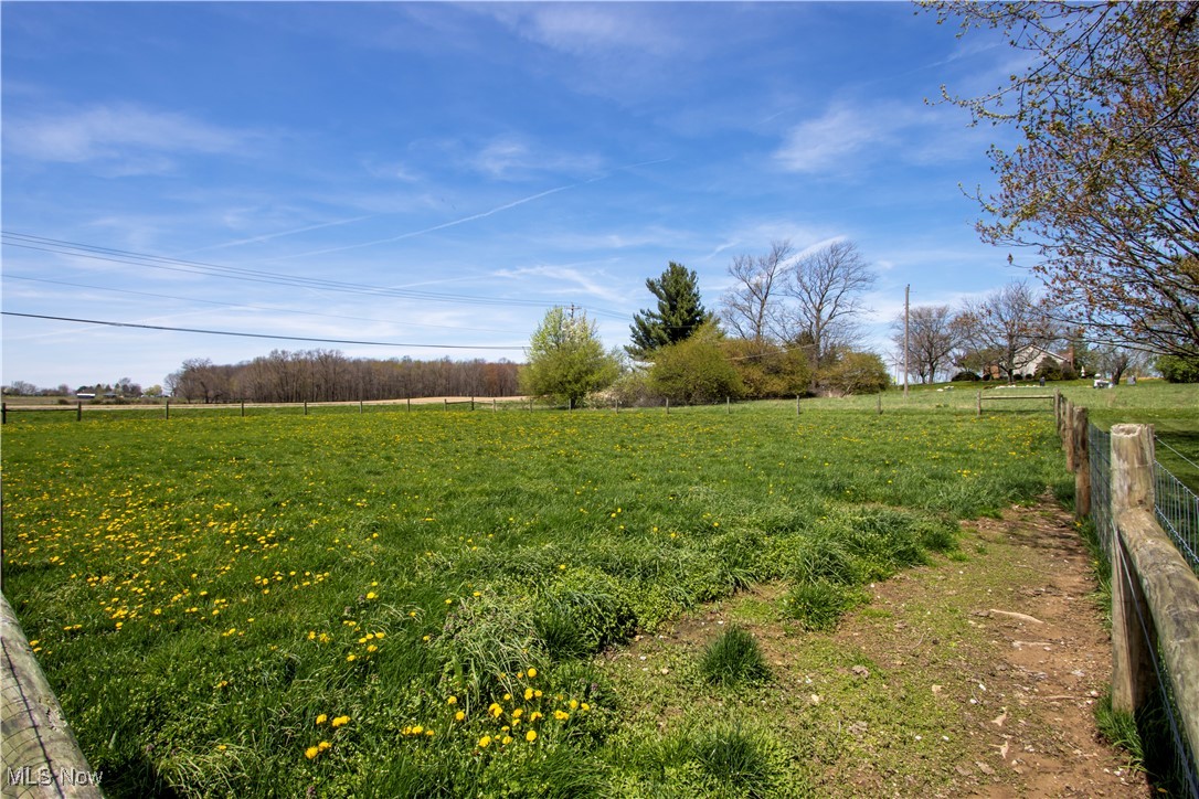 800 S Apple Creek Road, Apple Creek, Ohio image 33
