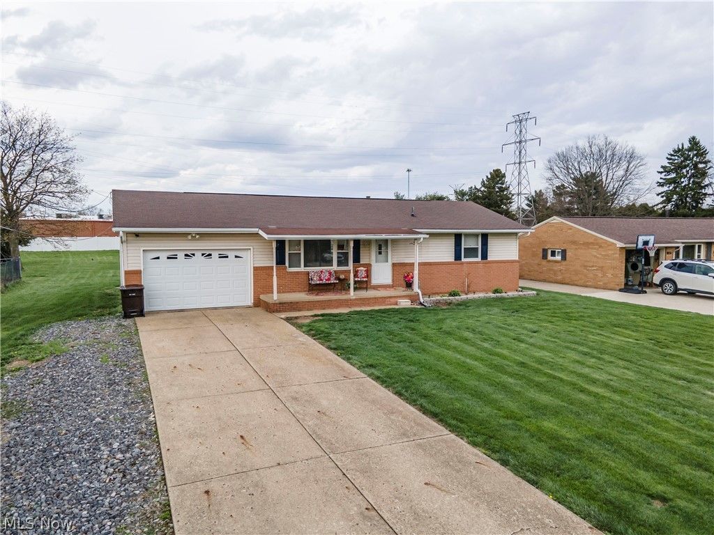 Photo of 235 32nd Street SW, Canton, OH 44706 (MLS # 5198840)