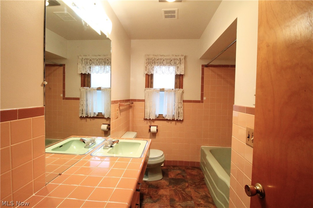 West Lakelands Cos Belmar Bea - Residential