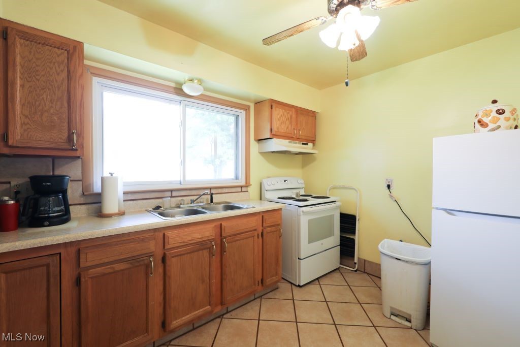 Salem, Ohio 44460, United States, 3 Bedrooms Bedrooms, ,1 BathroomBathrooms,Residential,Active,177527