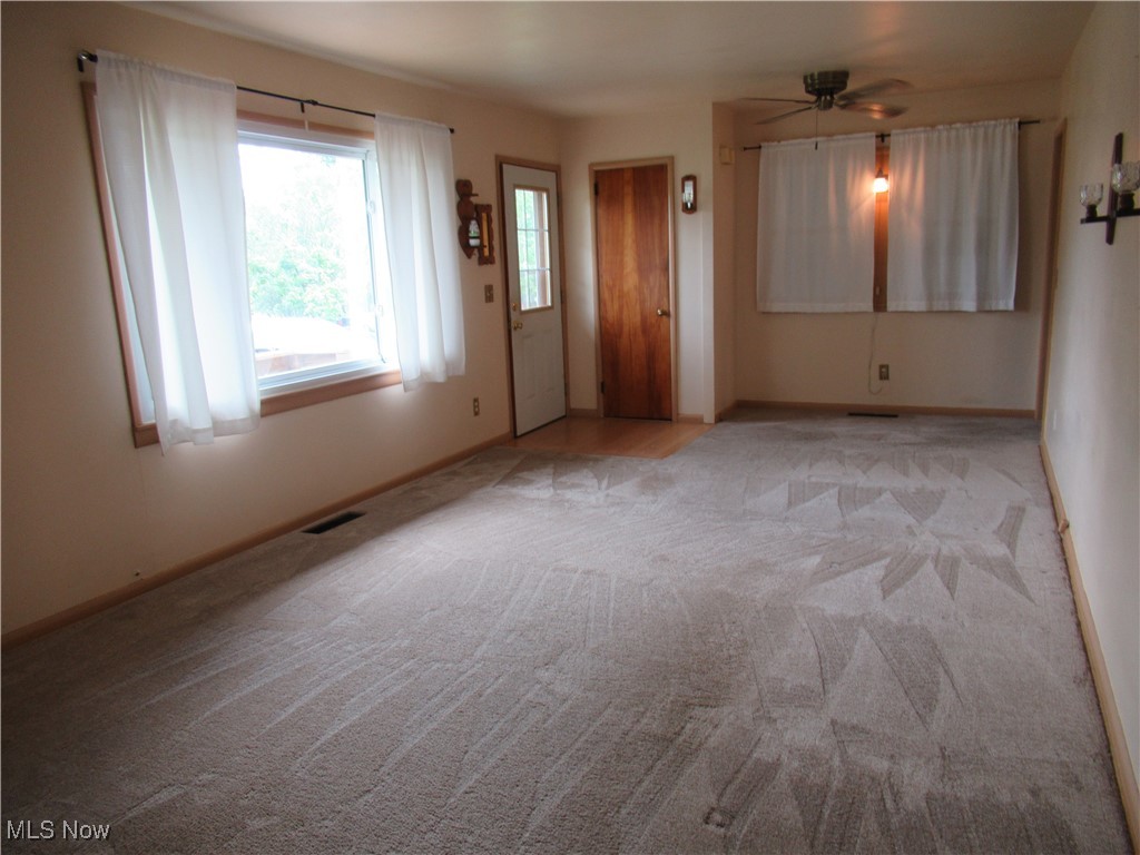 Salem, Ohio 44460, United States, 3 Bedrooms Bedrooms, ,1 BathroomBathrooms,Residential,Active,177527