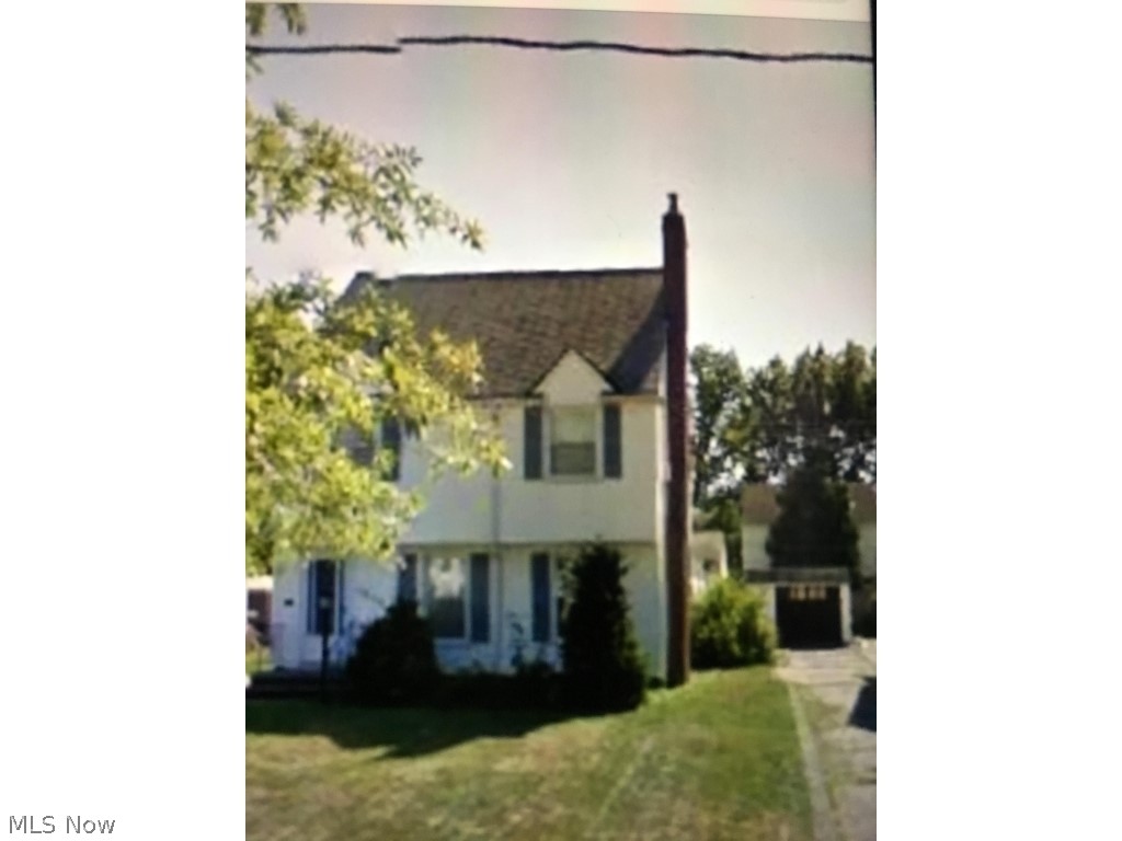 S H Kleinman Realty Cos Shake - Residential