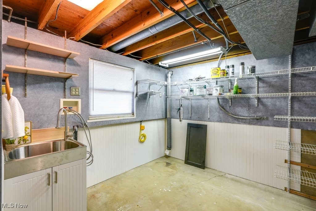 4960 Dunkeith Woods Drive, Canton, Ohio image 18