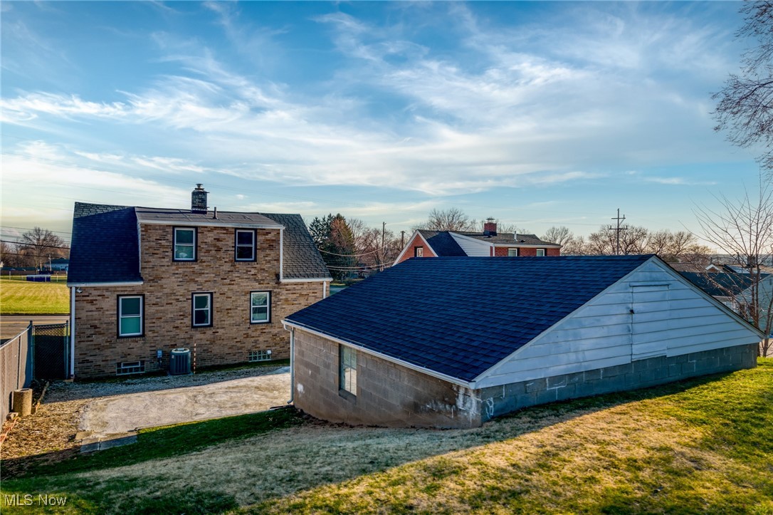 217 Robinson Avenue, Barberton, Ohio image 39