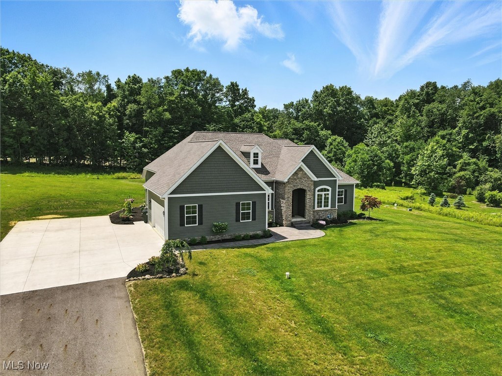 2934 Meadow Creek Drive