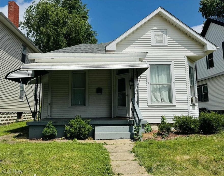Just Listed in the Heart of Zanesville! Whether you’re a first-time buyer or looking to downsize, this super cute 2-bedroom, 1-bath home checks all the boxes! With many recent updates, a newer roof and furnace, and a layout that feels warm and welcoming, this home is ready for its next chapter. Step outside and fall in love with the huge backyard, private rear parking, and the pergola-covered back deck—perfect for morning coffee, evening drinks, or weekend get-togethers. All of this sits right in the heart of Zanesville, offering easy access to all the city has to offer! Priced to sell and move-in ready—you’ll want to see this one before it’s gone!
Call today to schedule your private showing!