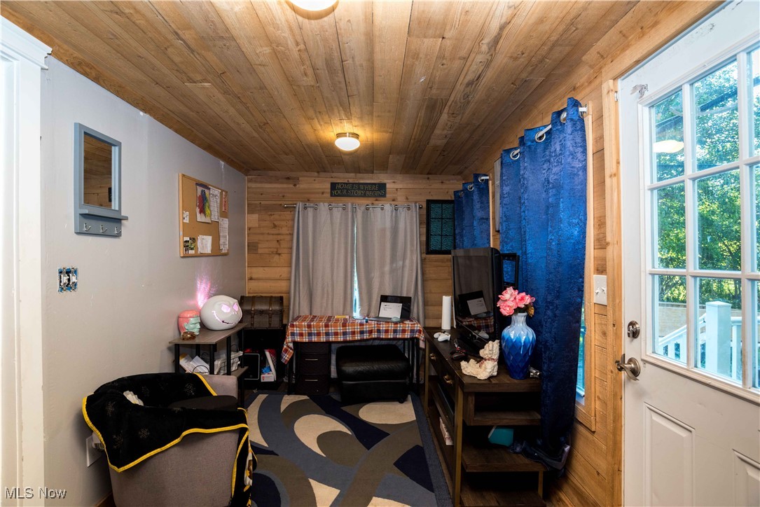 James M Curtis & Others Park Ad - Residential Income