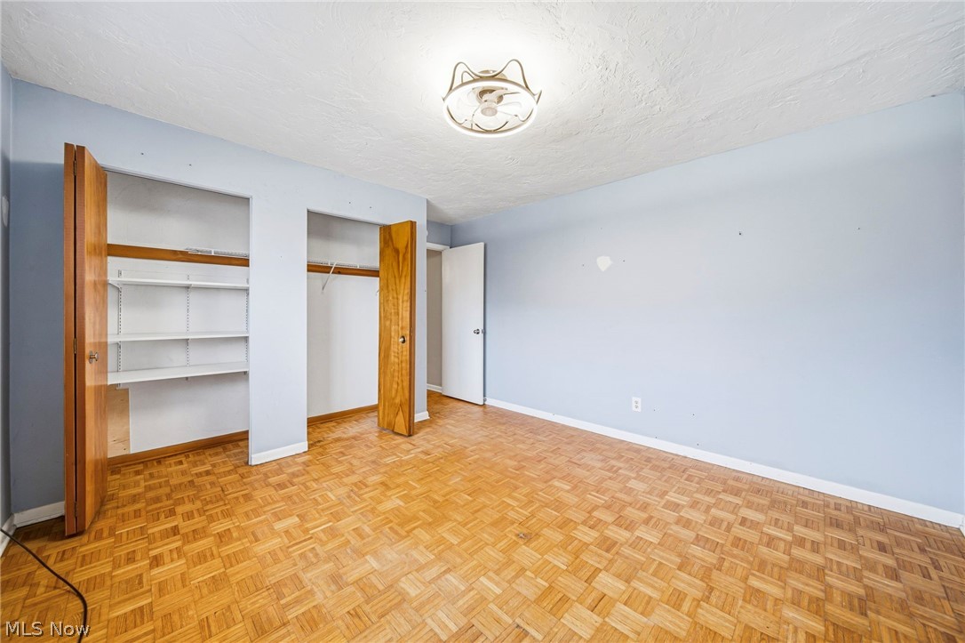 Country Club Condos - Residential