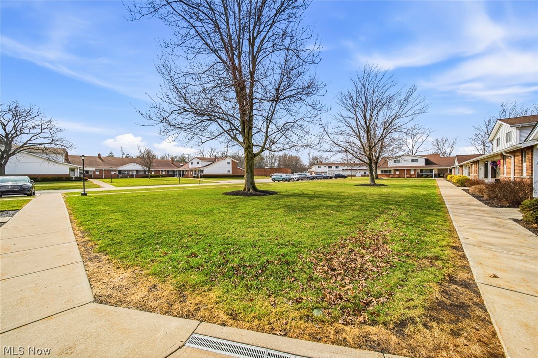 Country Club Condos - Residential