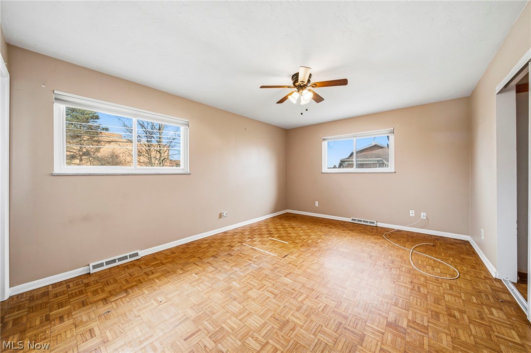 Country Club Condos - Residential