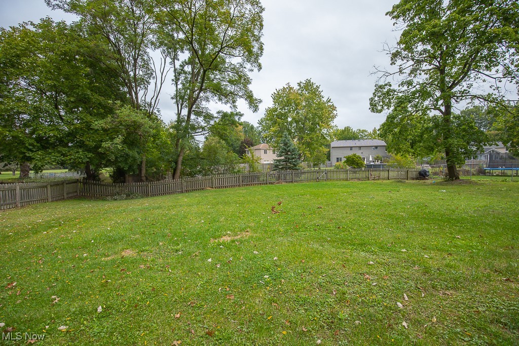 26956 Cook Road, Olmsted Falls, Ohio image 32