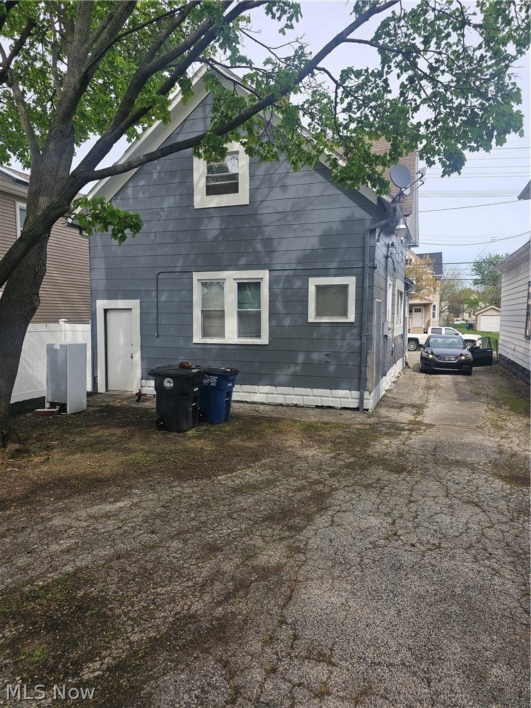 3296 W 44th Street