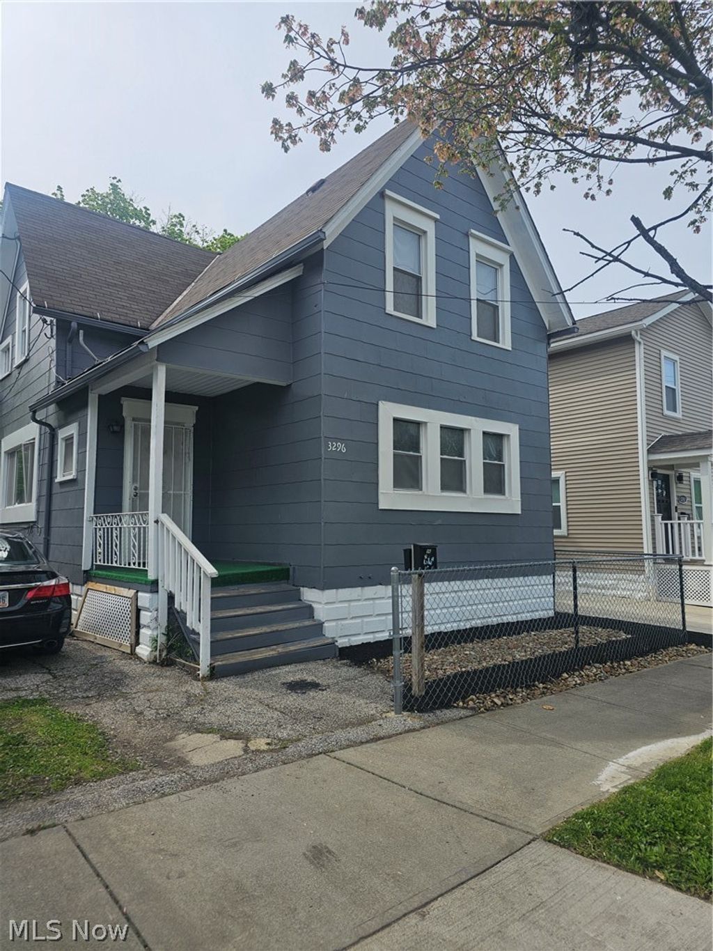 Photo of 3296 W 44th Street, Cleveland, OH 44109 (MLS # 5208285)