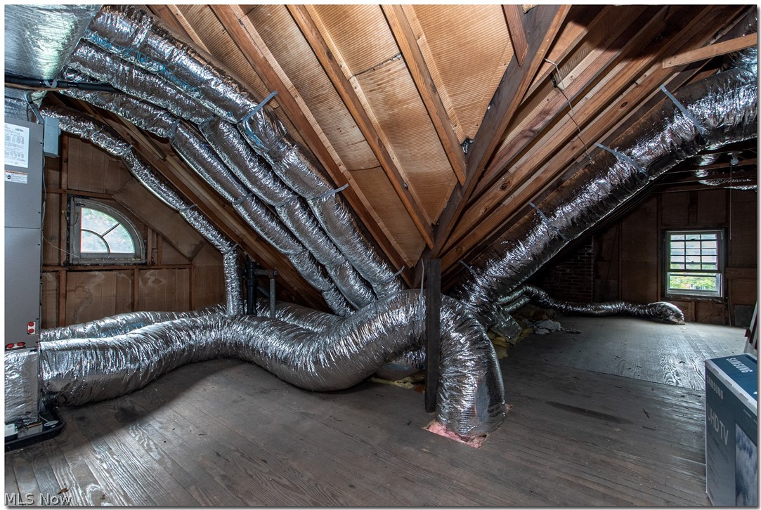 Burton & Moses - Residential