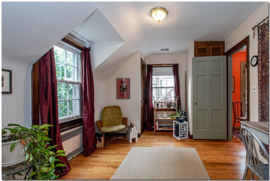 Burton & Moses - Residential