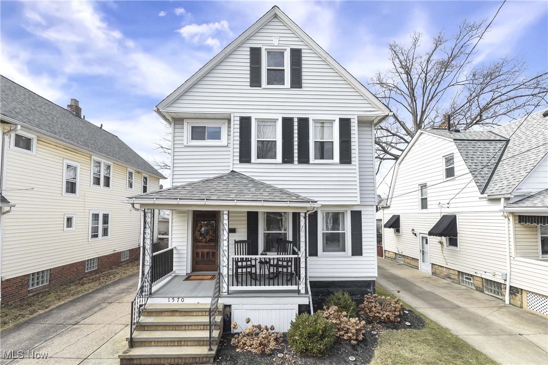 1570 Rosewood Avenue, Lakewood, Ohio image 1