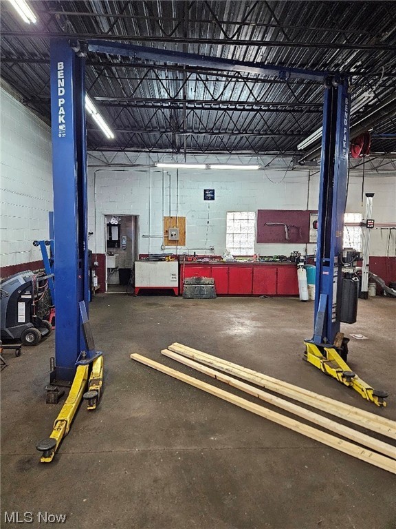 Village/New Franklin - Commercial Sale