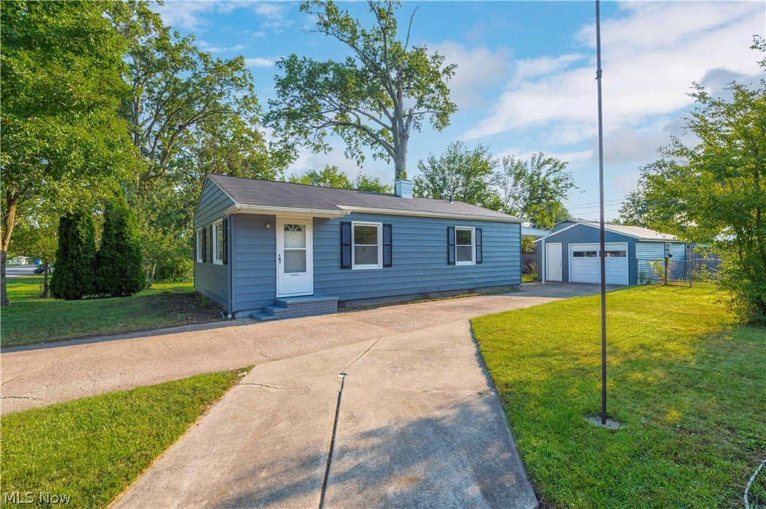 321 Overlook Road