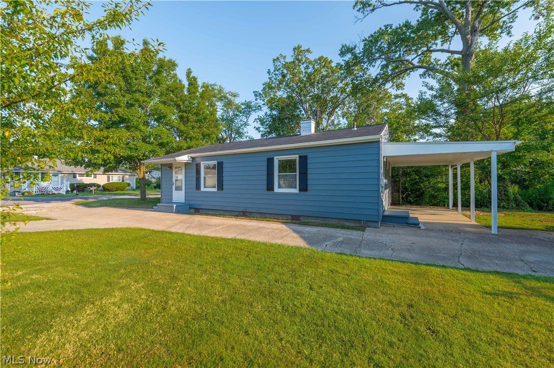 321 Overlook Road
