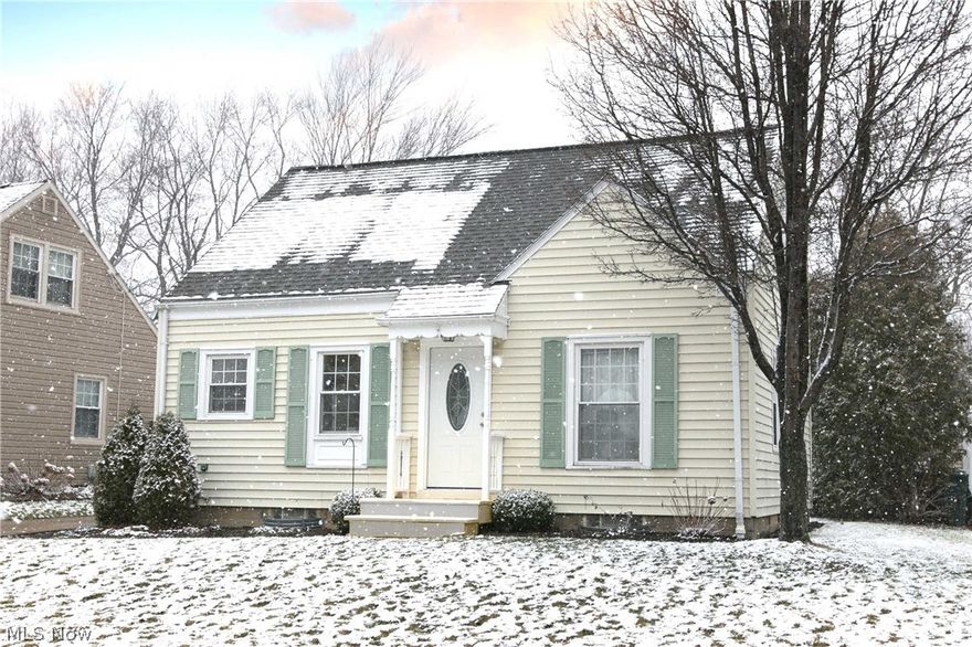 Have you been looking for a Single Family home that is ready to move into and been disappointed? Then you must check out 2268 Harding Rd. just near the new Portage Crossings Shopping District. Beautiful hardwood floors, THREE full bathrooms, and the owners have meticulously maintained this home. What really sets this home apart though is the Master Suit. There is not another home on the market in this price range that compares to this upstairs suit with a full bath and walk in closets. MUST SEE!