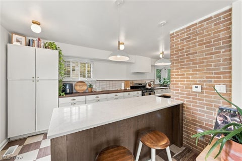 Tiny photo for 14305 Delaware Avenue, Lakewood, OH 44107 (MLS # 5245860)