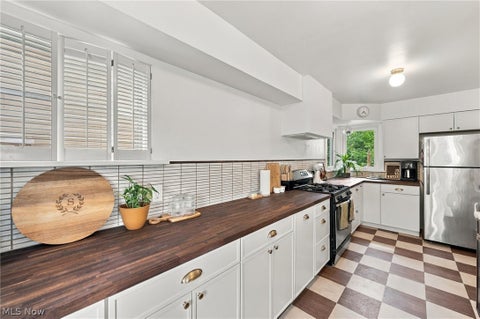 Tiny photo for 14305 Delaware Avenue, Lakewood, OH 44107 (MLS # 5245860)