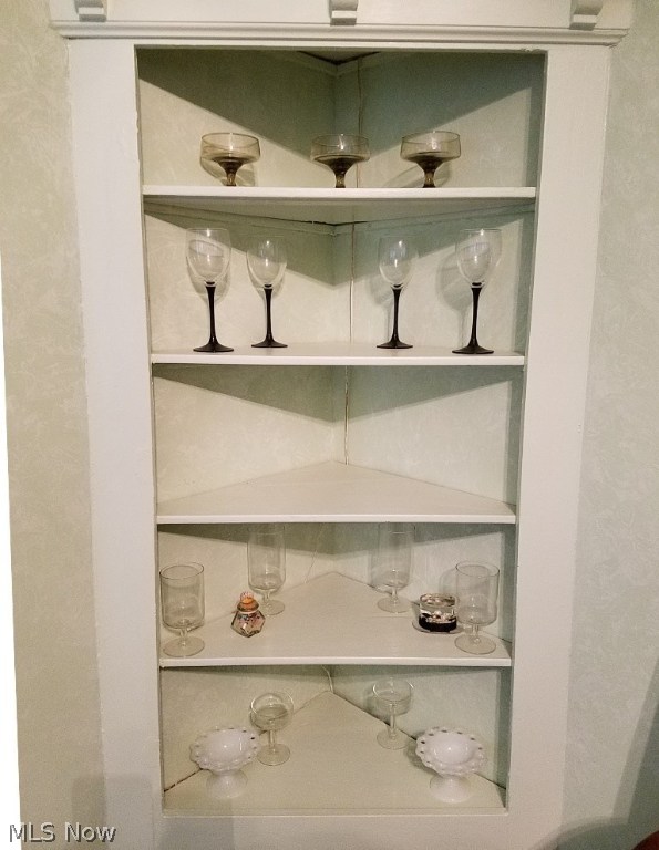 Euclid Ave - Residential