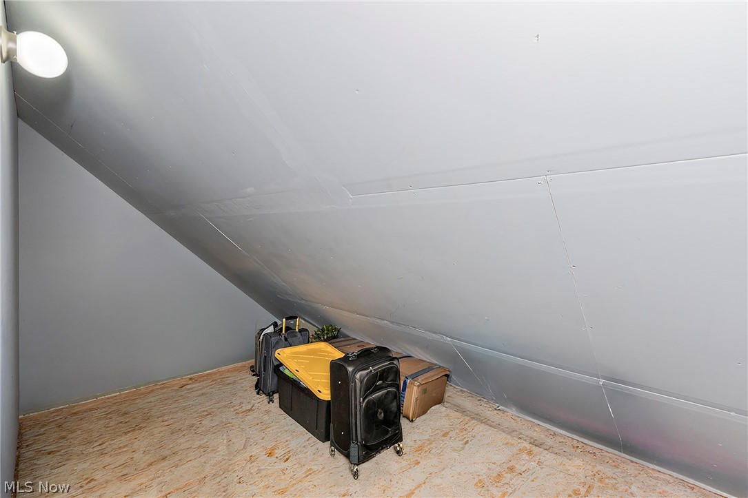 Shepherds Glen Condo - Residential