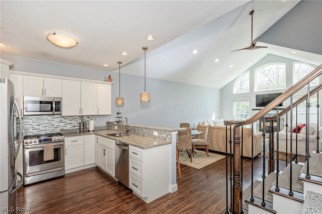 Shepherds Glen Condo - Residential