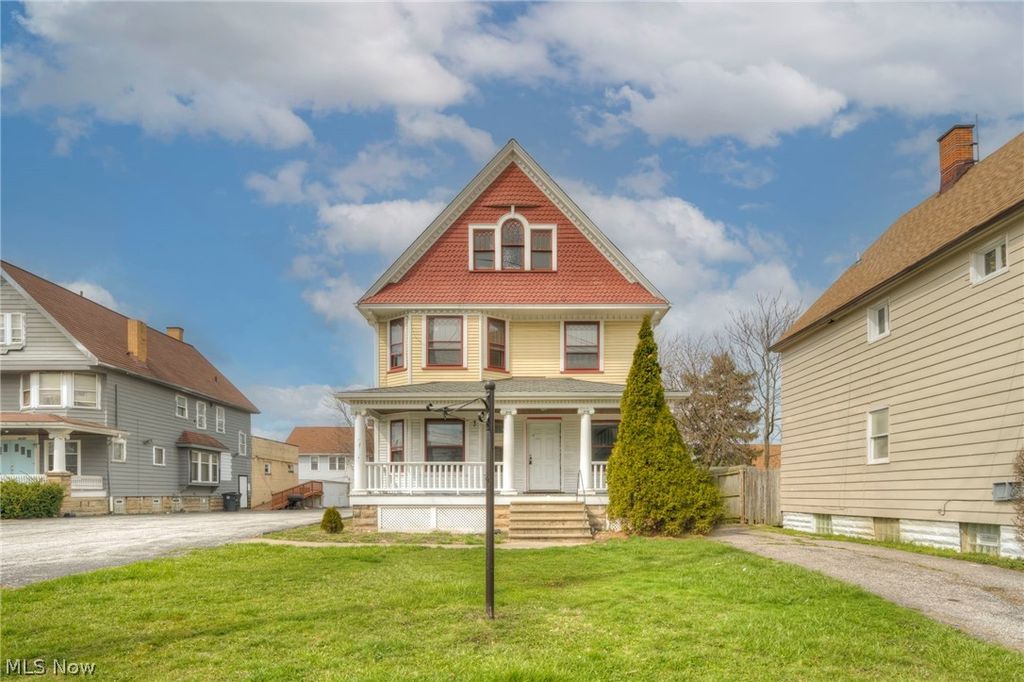 Photo of 4432 Pearl Road, Cleveland, OH 44109 (MLS # 5202283)