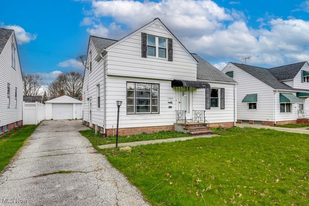 13849 Shady Oak Boulevard, Garfield Heights, Ohio image 3