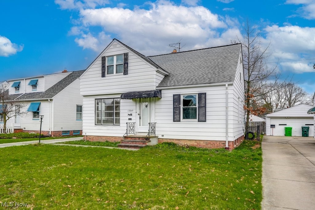 13849 Shady Oak Boulevard, Garfield Heights, Ohio image 2