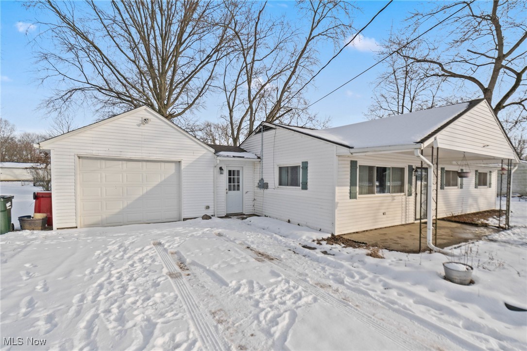 10606 Barcus Avenue, Alliance, Ohio image 32