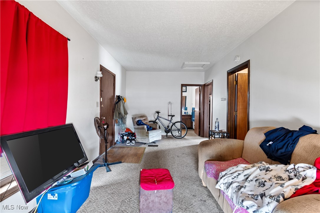 Uniontown Knolls - Commercial Sale