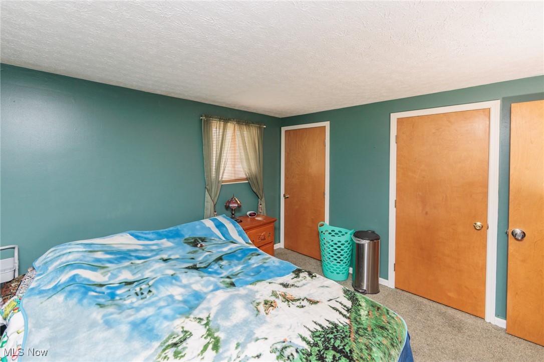 953 Salem Avenue, Elyria, Ohio image 26