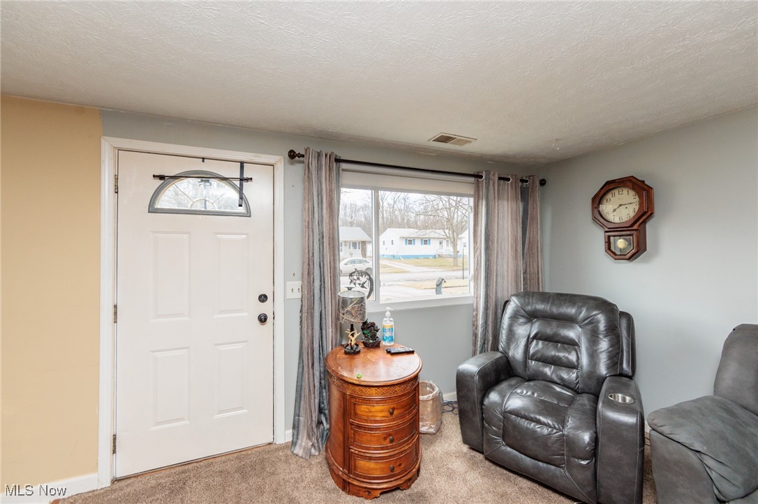 953 Salem Avenue, Elyria, Ohio image 33